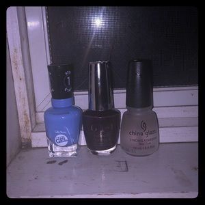 Selling these nail polishes